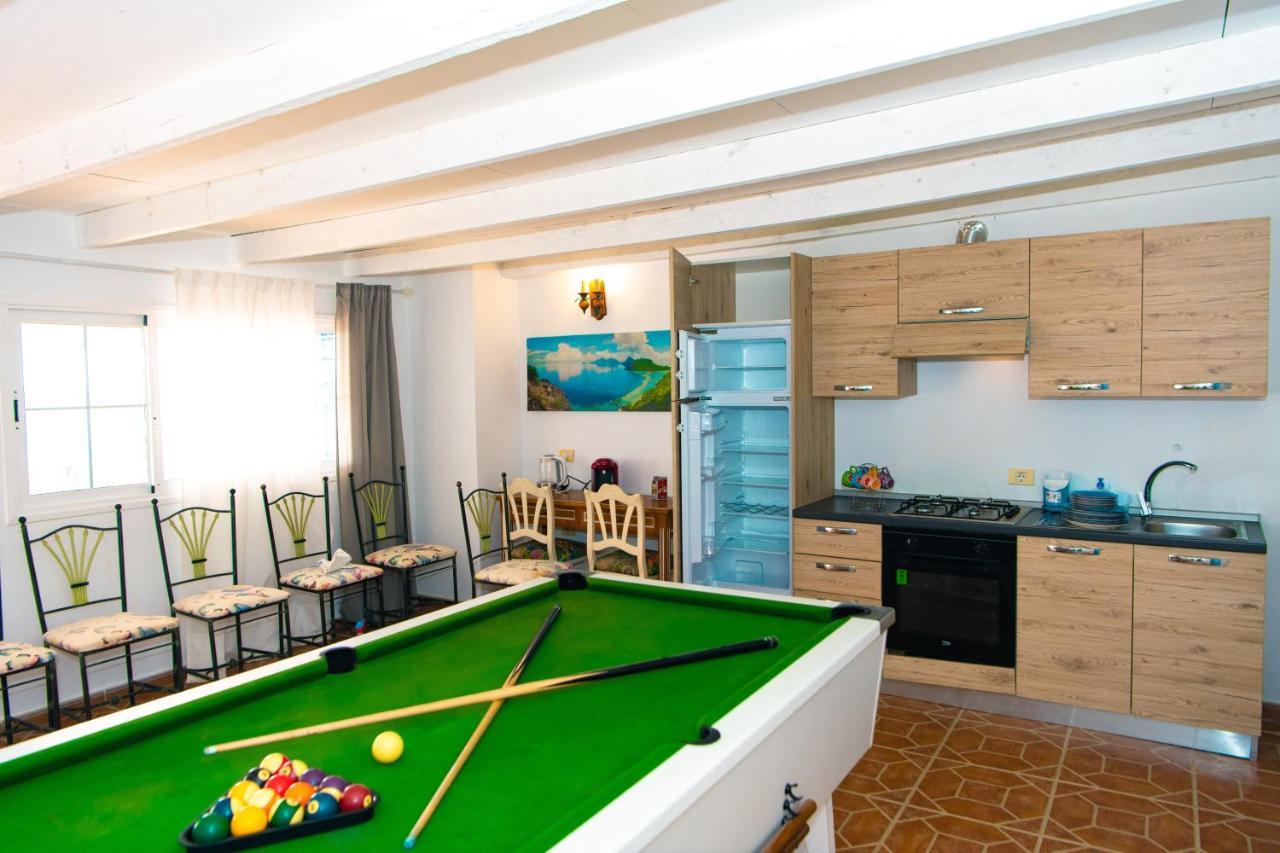Hostel Blue Lagoon La Mareta Ngoại thất bức ảnh